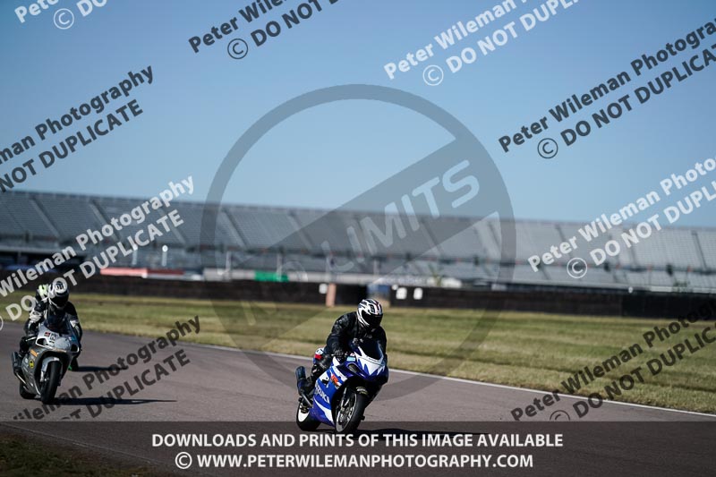 Rockingham no limits trackday;enduro digital images;event digital images;eventdigitalimages;no limits trackdays;peter wileman photography;racing digital images;rockingham raceway northamptonshire;rockingham trackday photographs;trackday digital images;trackday photos